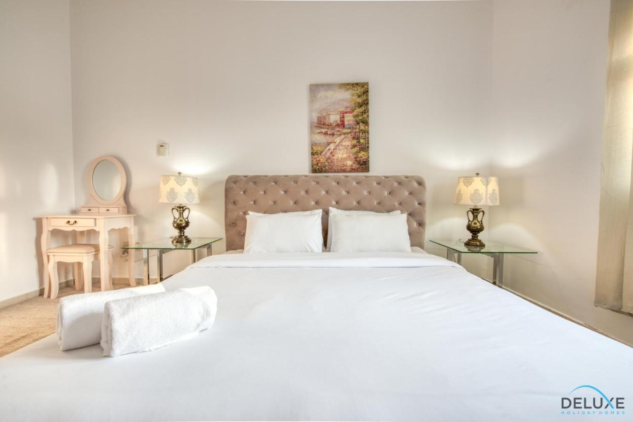 Community Vibe Living With Wellness Access Close To Metro, Mediterranean, Discovery Gardens By Deluxe Homes Apartment *